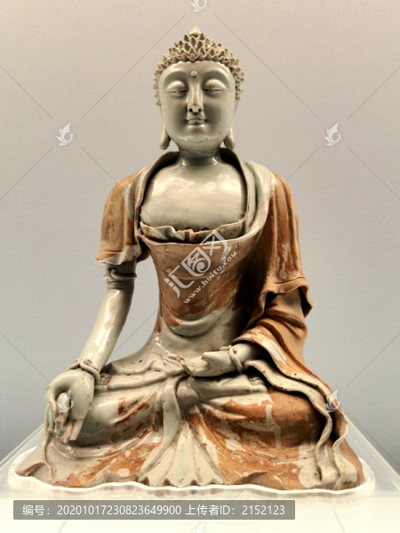 唐代白釉佛像