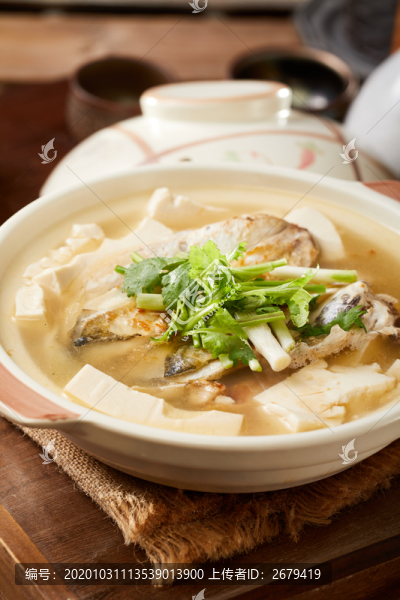 魚頭豆腐煲