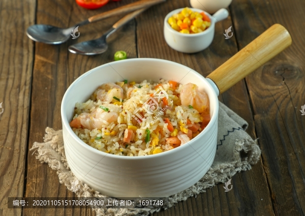 蝦仁火腿炒飯