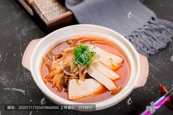 辣白菜牛肉湯