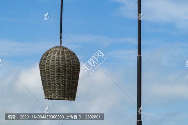 吊燈藍(lán)天