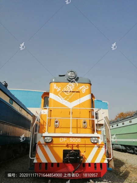 東風7C型內(nèi)燃機車