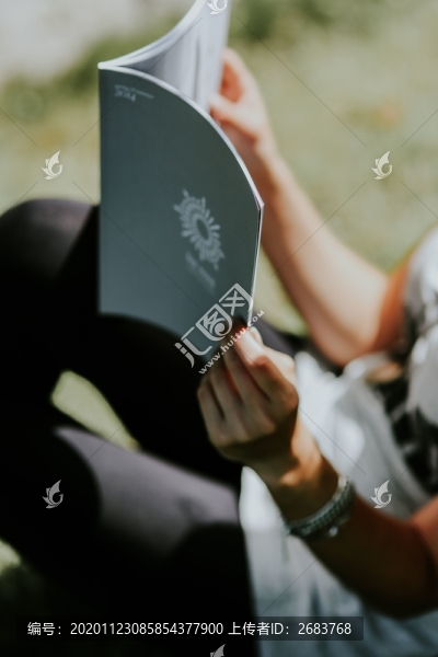 看書