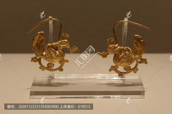 遼代鳳形金耳飾