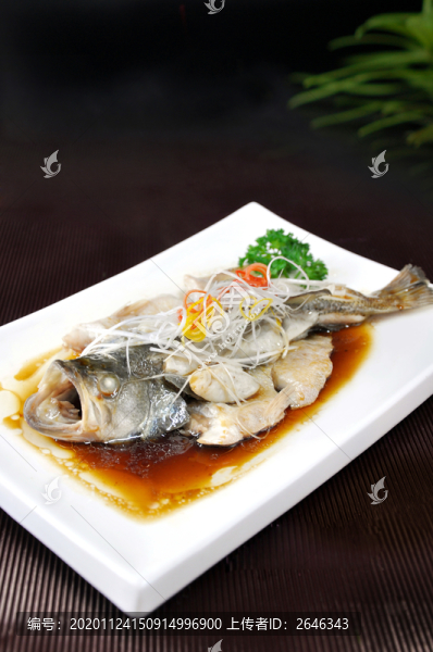清蒸鱸魚