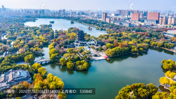 航拍濟南大明湖全景