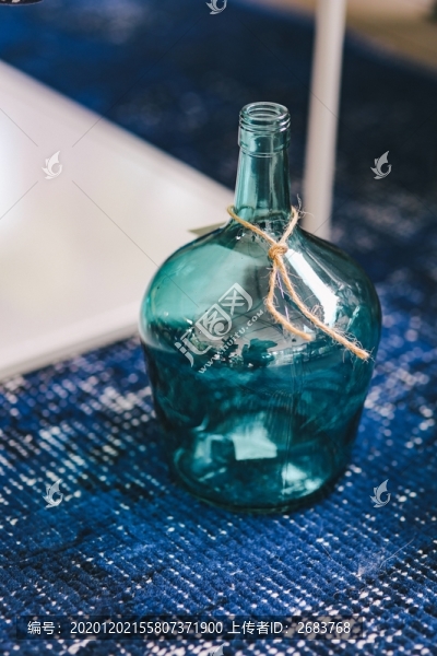 藍色瓶子
