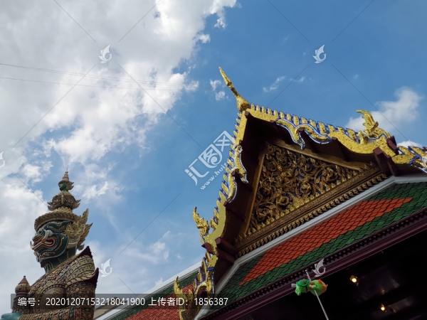 泰式宗教建筑一角