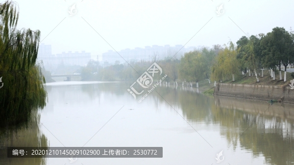 秋光氳氤