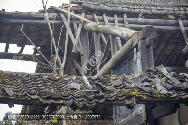 破敗的寶雞釣魚臺影視基地