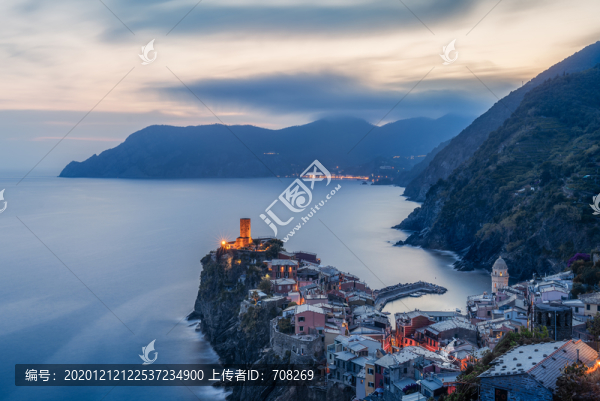 意大利五漁村韋爾納扎黃昏風景