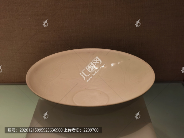 萱草紋碗