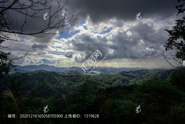 山頂風(fēng)光