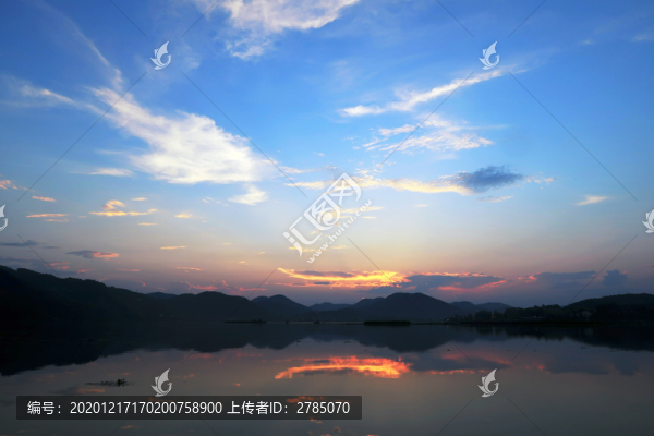 晚霞