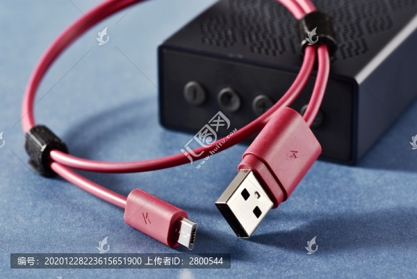 手機(jī)數(shù)據(jù)線