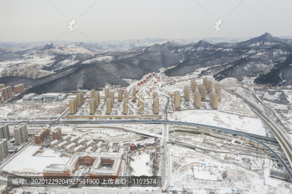 航拍雪后的濟南東部新城29