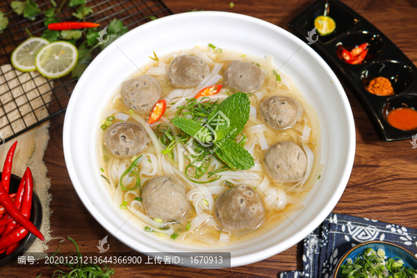 丸子河粉
