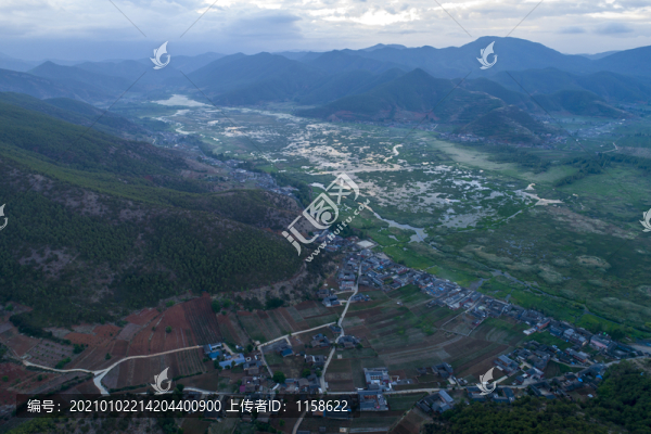瀘沽湖風(fēng)光