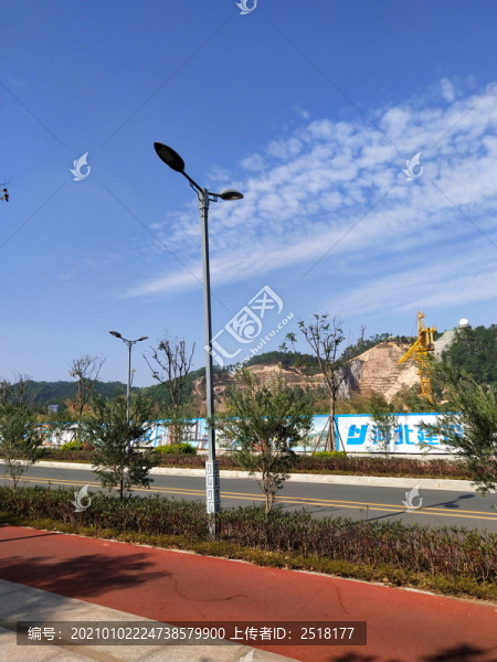 公園過道路燈