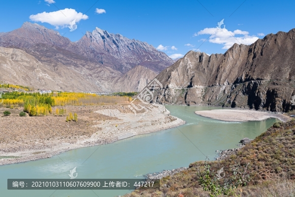 雅魯藏布江風光