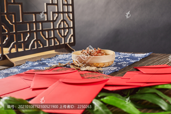 喜慶的節(jié)日紅包靜物拍攝