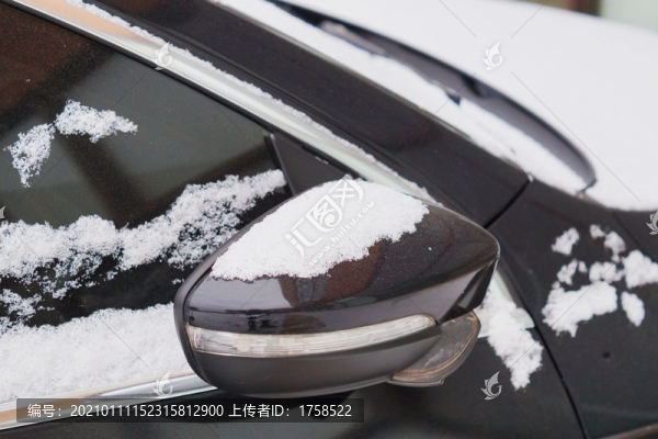 車(chē)上的雪