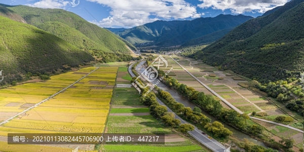 航拍塔城田園風(fēng)光