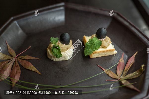 藍莓蛋糕
