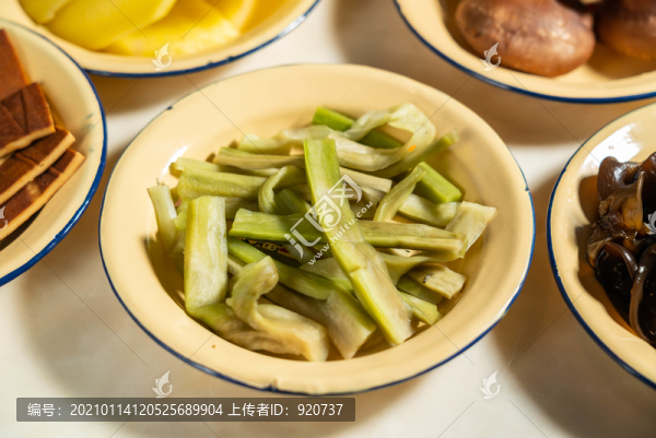 貢菜干