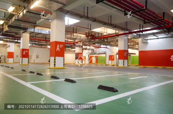 地下停車場