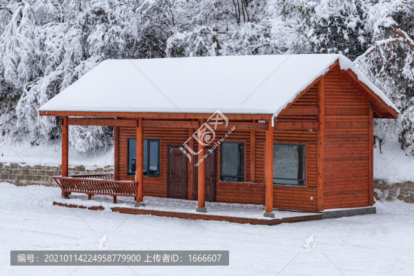 山地雪景