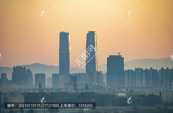 航拍云南昆明城市夜景