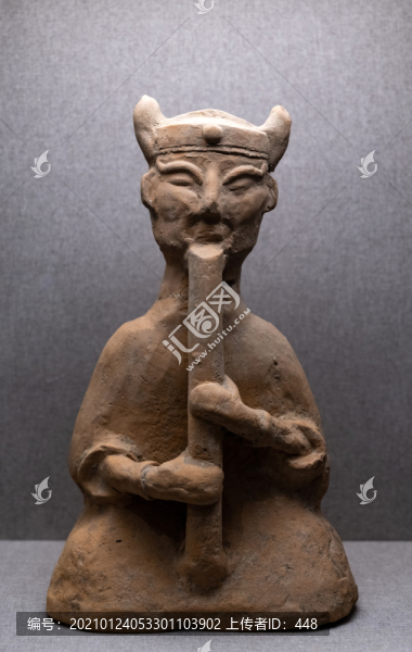 三國(guó)奏樂(lè)陶男樂(lè)俑