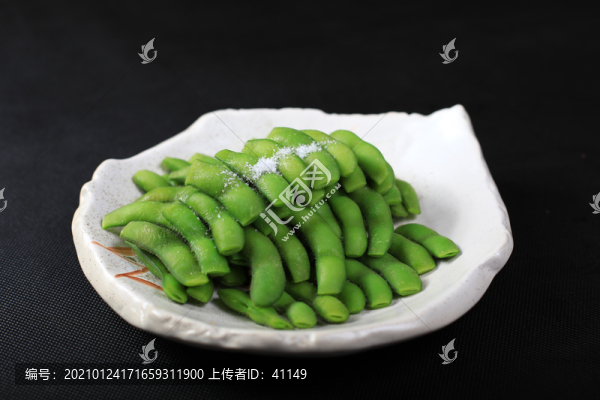 煮毛豆