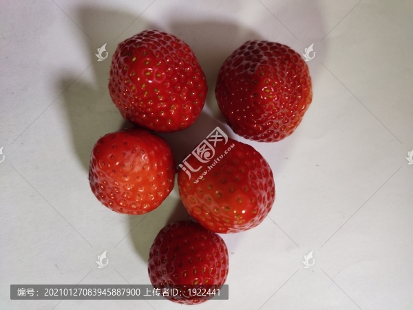 草莓