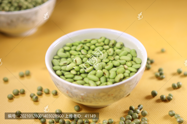 泡青豆