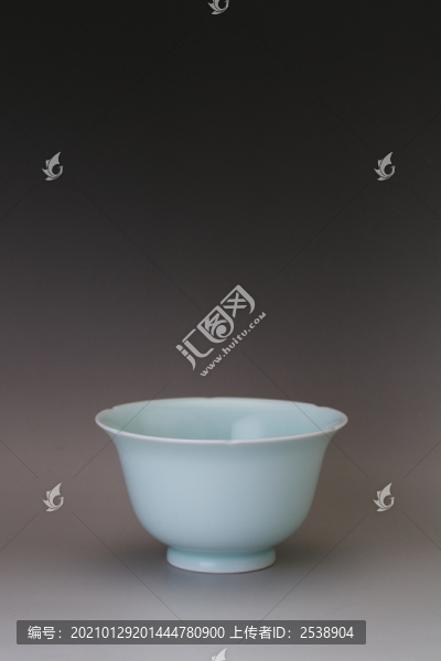 瓷器