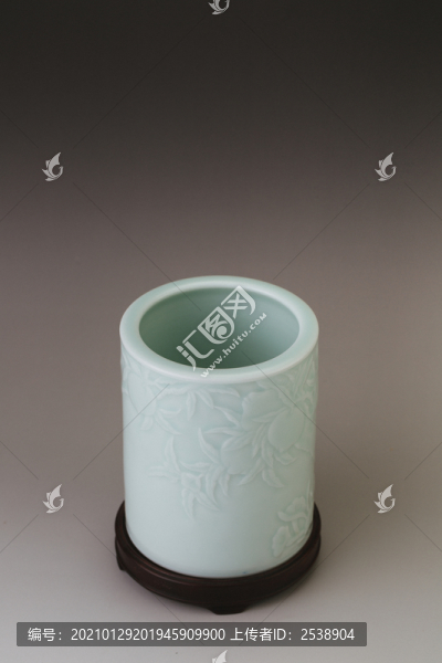 瓷器