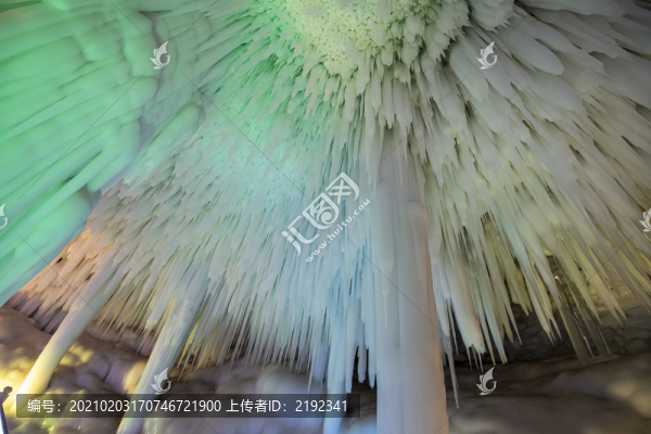 山西省臨汾市鄉(xiāng)寧縣云丘山冰洞