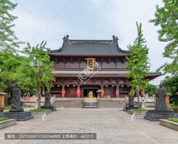 江西南昌繩金塔大成殿