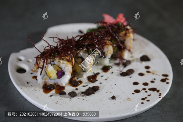 黑暗鰻魚(yú)卷