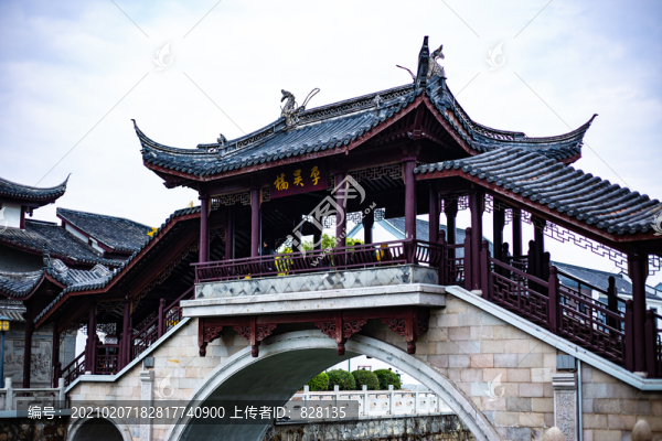 梅里古鎮(zhèn)