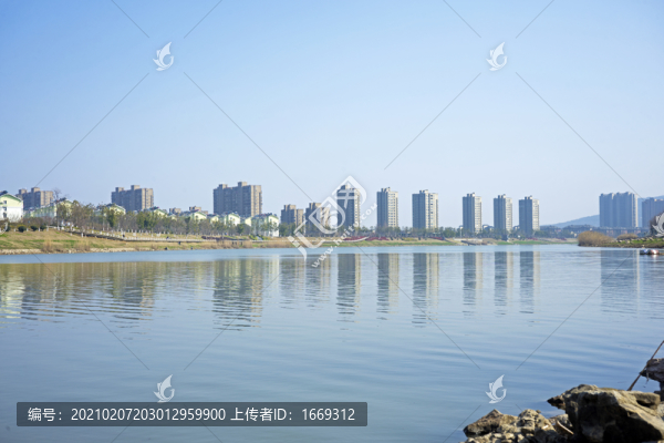 河景房