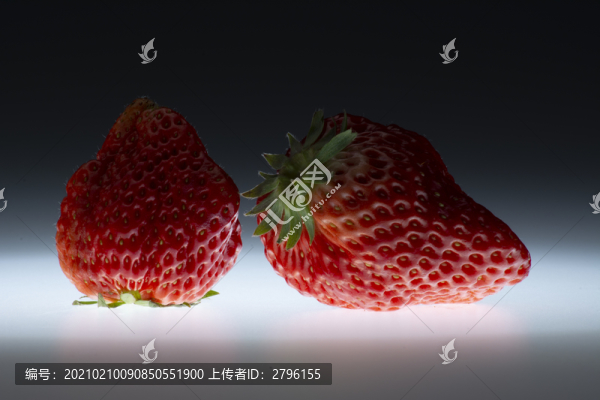 剛采摘的草莓