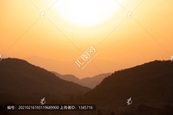 夕陽晚霞