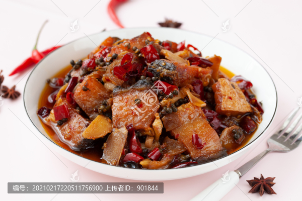 美味的酸辣干魚