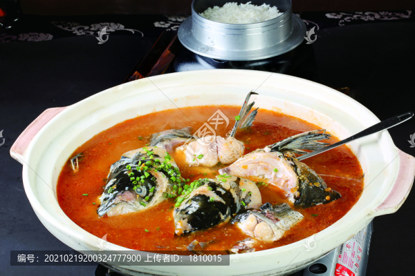 胖頭魚(yú)泡餅