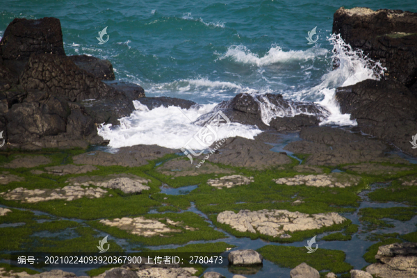 雷公島海浪