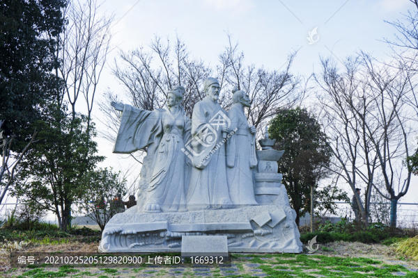 朱元璋皇后馬娘娘沉寶變洲雕塑