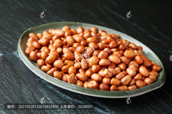 炸花生米